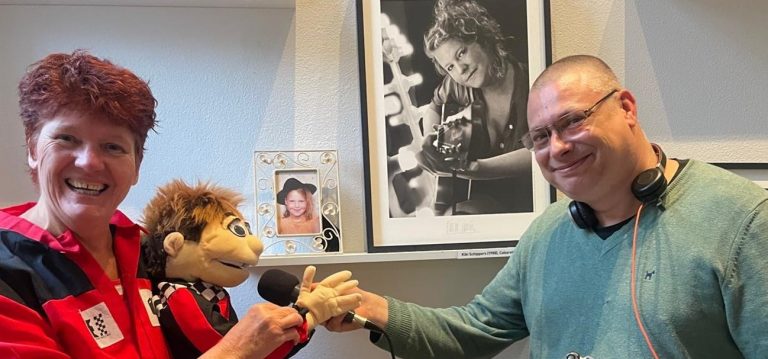 Gerda Blees, schrijver, dichter en beeldend kunstenaar. 